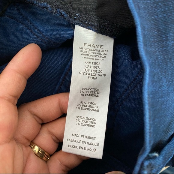 FRAME Le Crop Flare Raw Hem Jeans in‎ Fiona Size 28 Casual - Picture 9 of 15